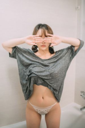 精品婷婷伊人一區(qū)三區(qū)三_藍(lán)光在線觀看