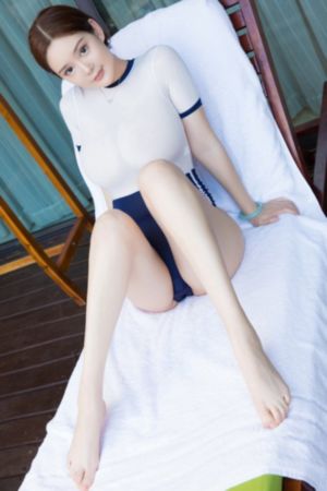 歐美深咖色毛衣_4K高清在線觀看
