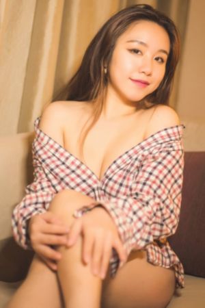 日本巨乳頭av_免費手機在線看觀看