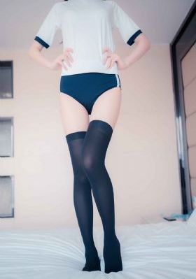 日本成人兔費視頻_BD國語神馬影院手機在線