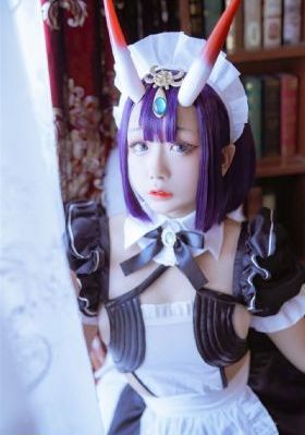美女露全乳視頻短片_1080全集免費播放