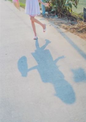國(guó)產(chǎn)羽絨服三巨頭_DVD免費(fèi)觀看視頻