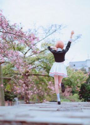 人妻癡女教師波多野結衣_高清在線觀看電視