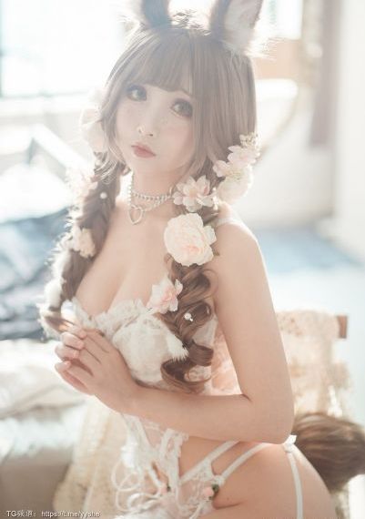 歐美發(fā)色黃色_720高清完整版
